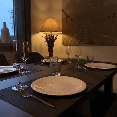 Good Life Apartment *
