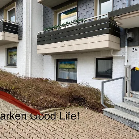 Good Life Apartment *